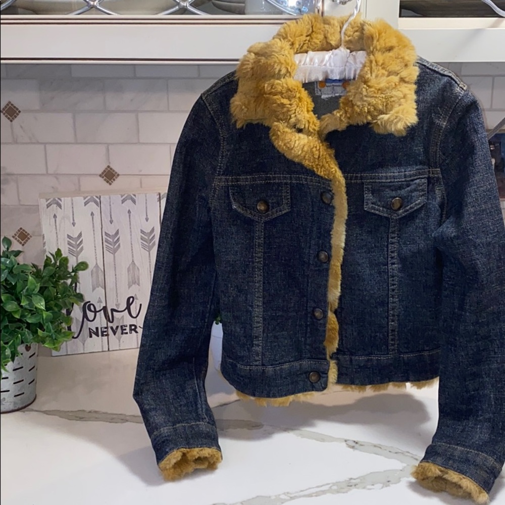 FUR TRIMMED JEAN JACKET❤️
